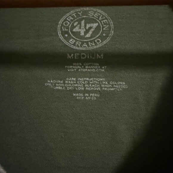 Green Bay Packers Women's V-Neck Tee Size M - Picture 2 of 2